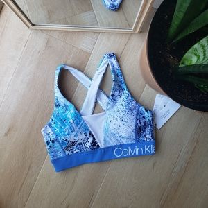 🌟NWT🌟CK Sports Bra